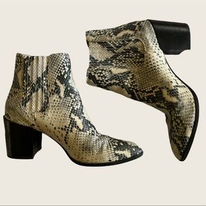 Steve madden snake booties size 7